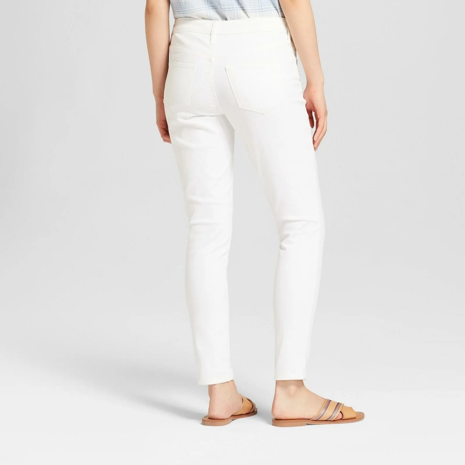 Universal Thread Women's Power Stretch Mid-Rise Skinny Jeans